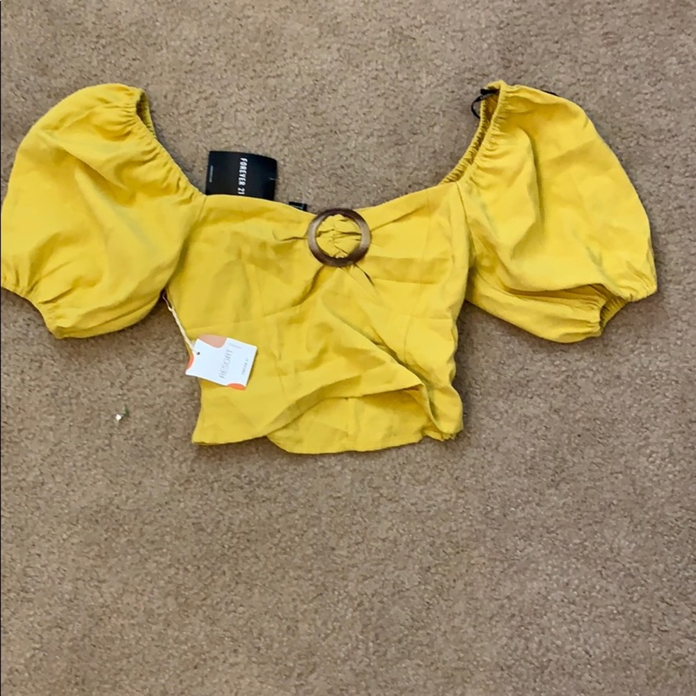 crop top